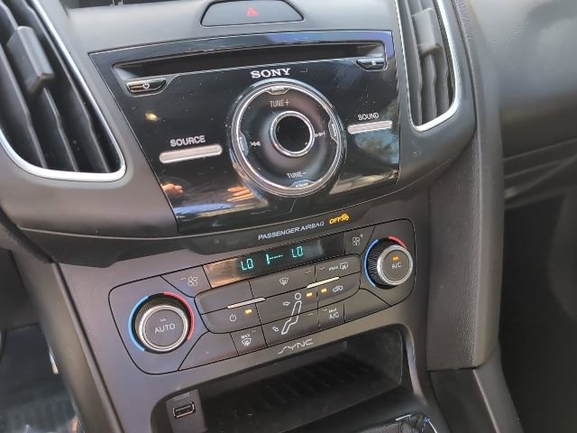 Used 2016 Ford Focus RS image 19