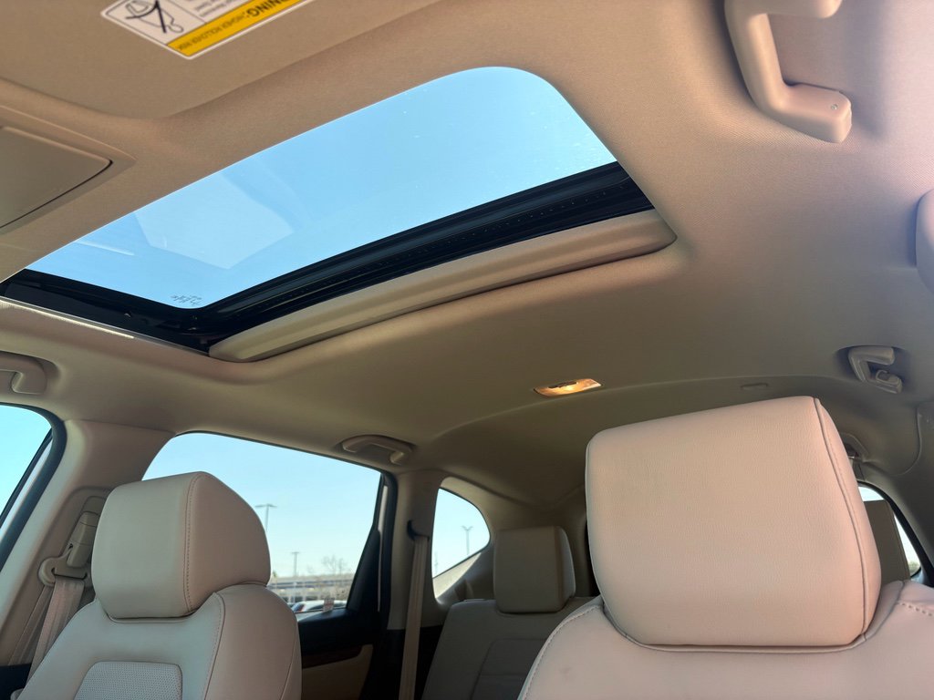 Used 2022 Honda CR-V Touring image 25