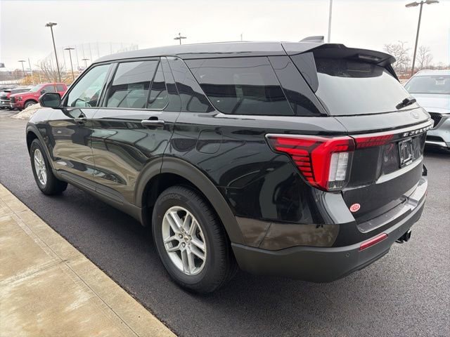 New 2026 Ford Explorer Active image 5