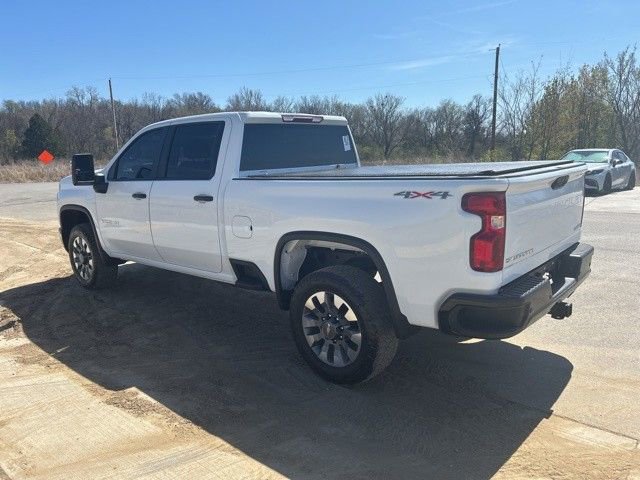 Used 2024 Chevrolet Silverado 2500 Custom w/ Custom Value Package image 5
