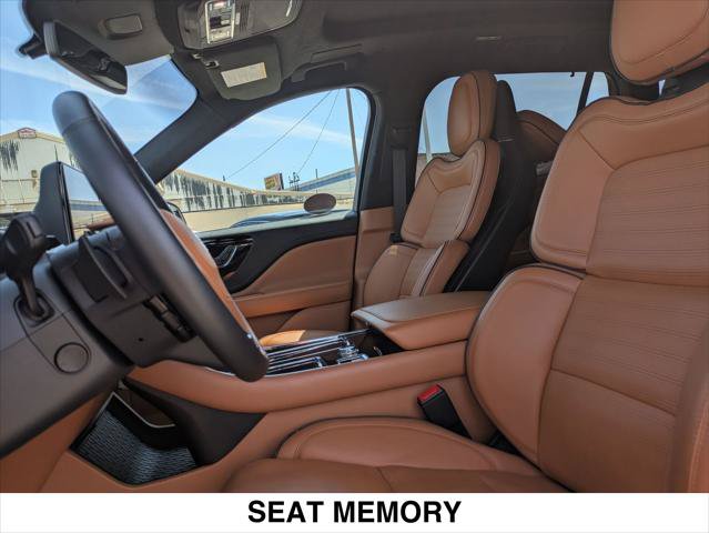 New 2025 Lincoln Aviator Black Label w/ Black Label Special Edition AWD/4WD image 19
