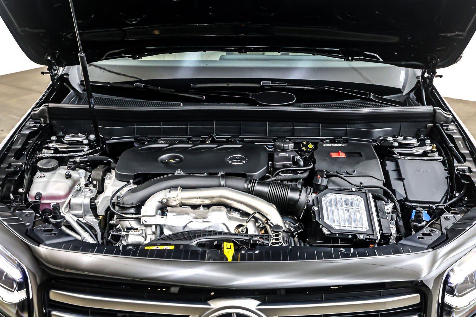 New 2026 Mercedes-Benz GLB 250 image 11