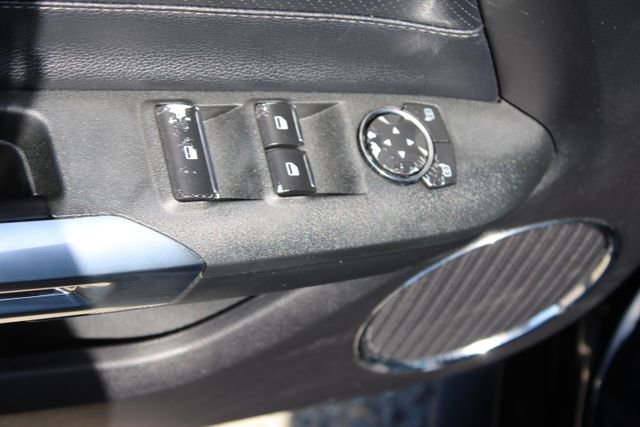 Used 2018 Ford Mustang GT Premium w/ Equipment Group 401A RWD image 12