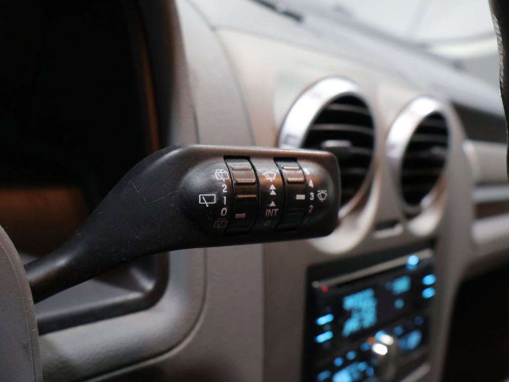 Used 2006 Ford Freestyle SEL image 34