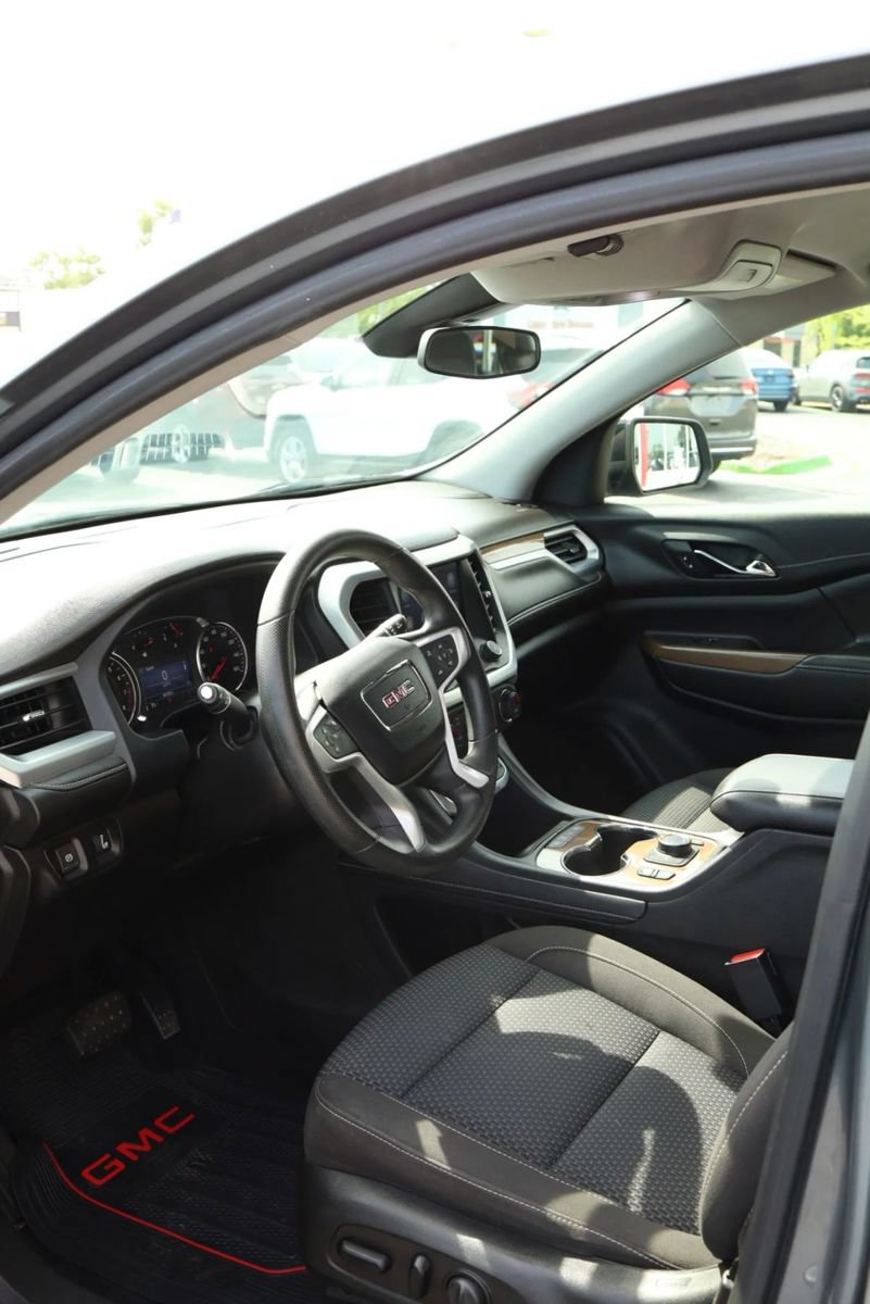Used 2021 GMC Acadia SLE w/ Driver Convenience Package AWD/4WD image 16