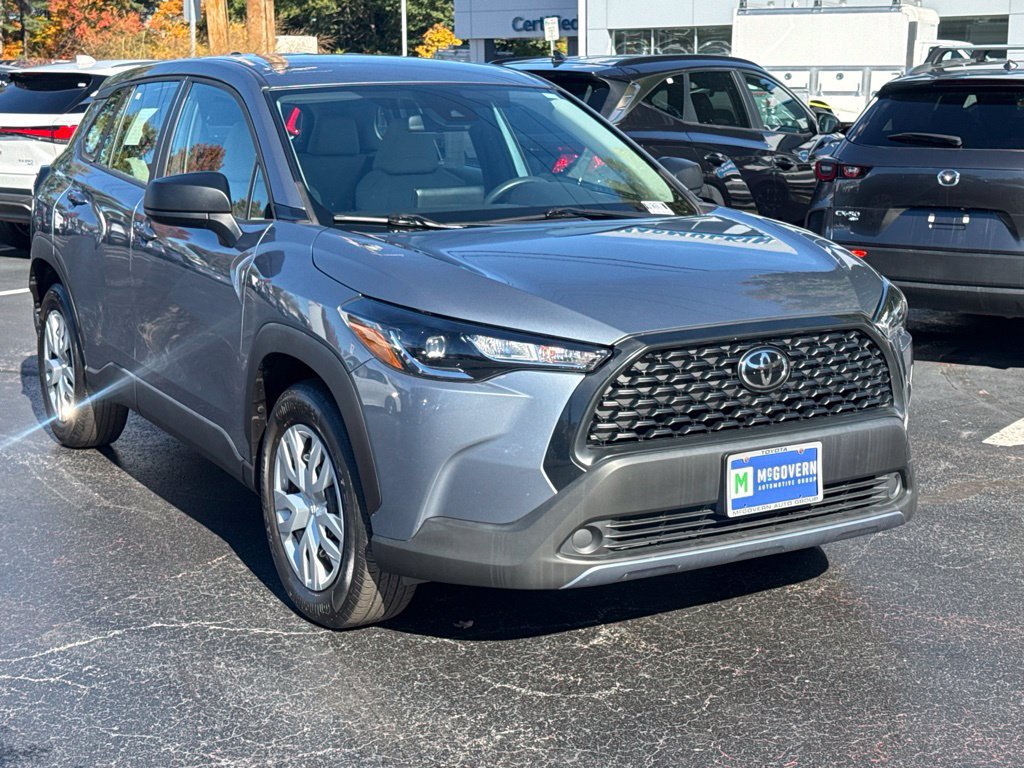 Used 2022 Toyota Corolla Cross L AWD/4WD image 11