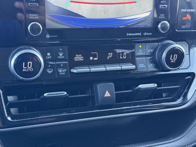 Used 2022 Toyota Highlander LE image 13