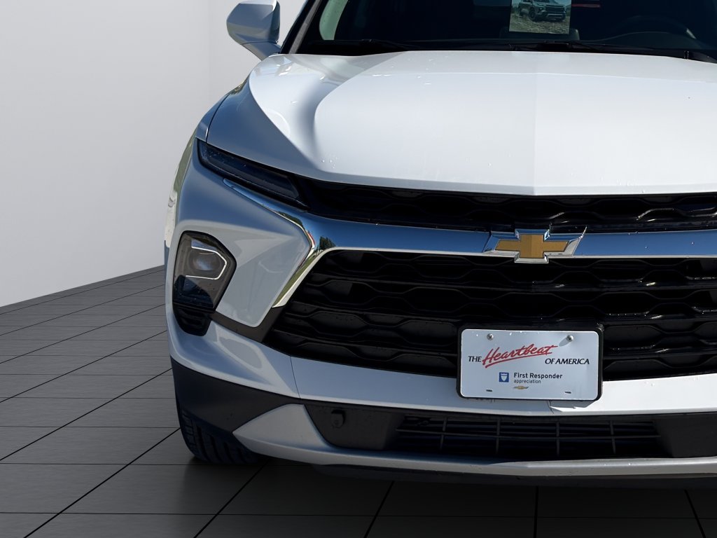 New 2026 Chevrolet Blazer LT w/ Convenience Package AWD/4WD image 10