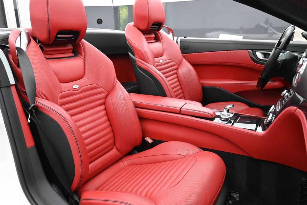 Used 2016 Mercedes-Benz SL 550 image 21