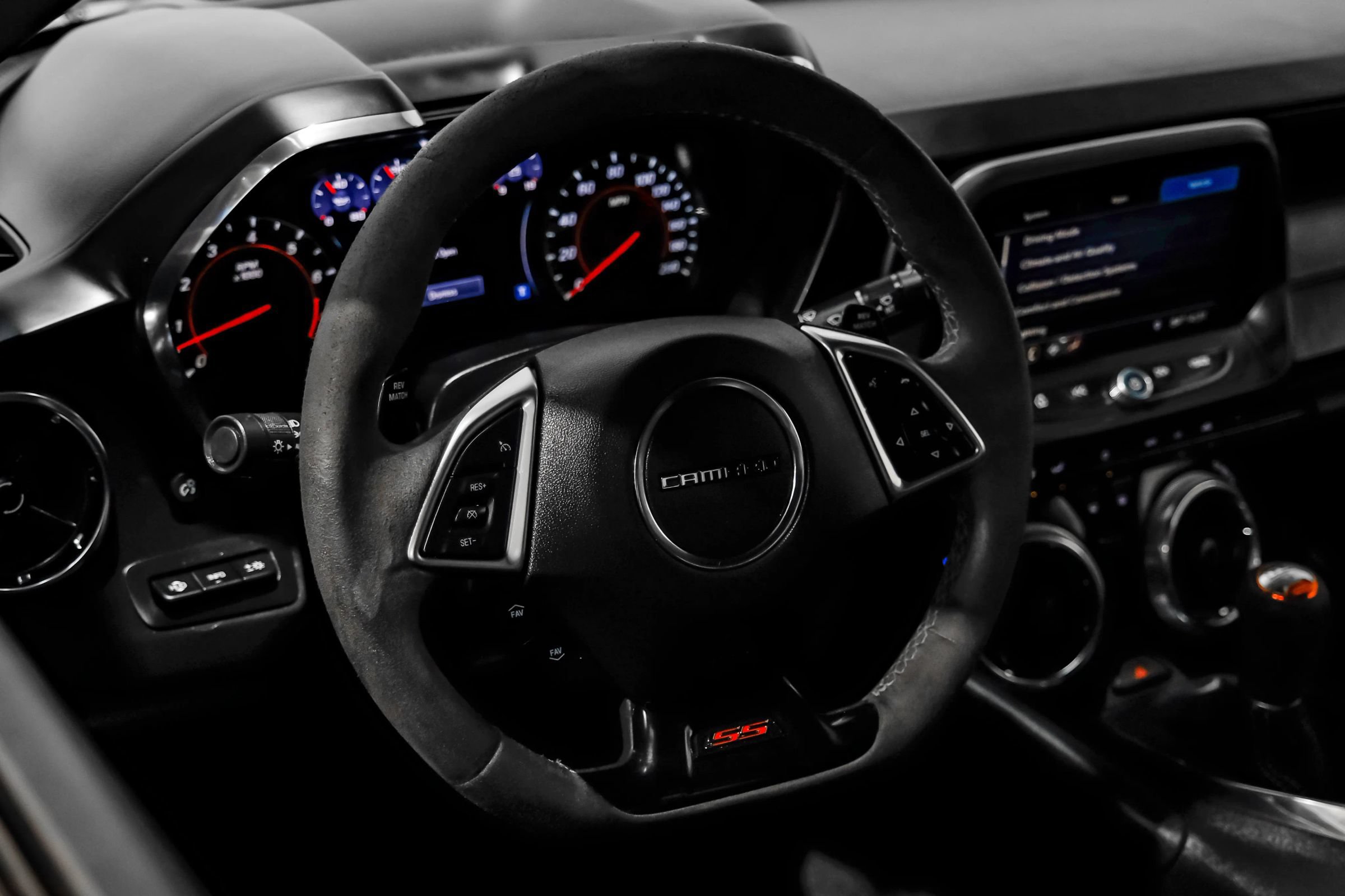 Used 2019 Chevrolet Camaro SS RWD image 23