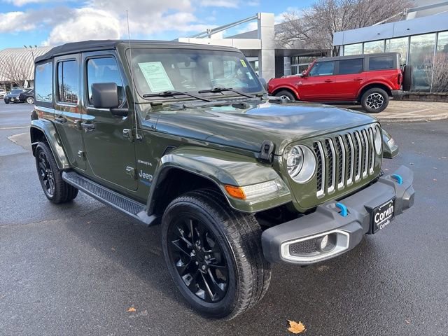 Used 2022 Jeep Wrangler Unlimited Sahara image 2