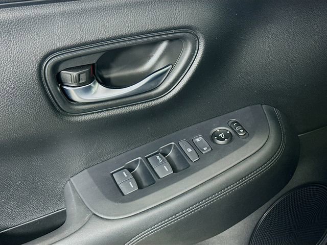 Certified 2023 Honda HR-V LX image 19