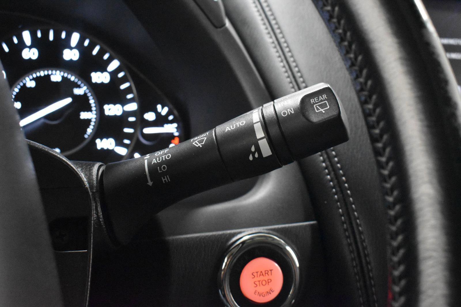 Used 2020 Nissan Armada SL w/ Premium Package image 15