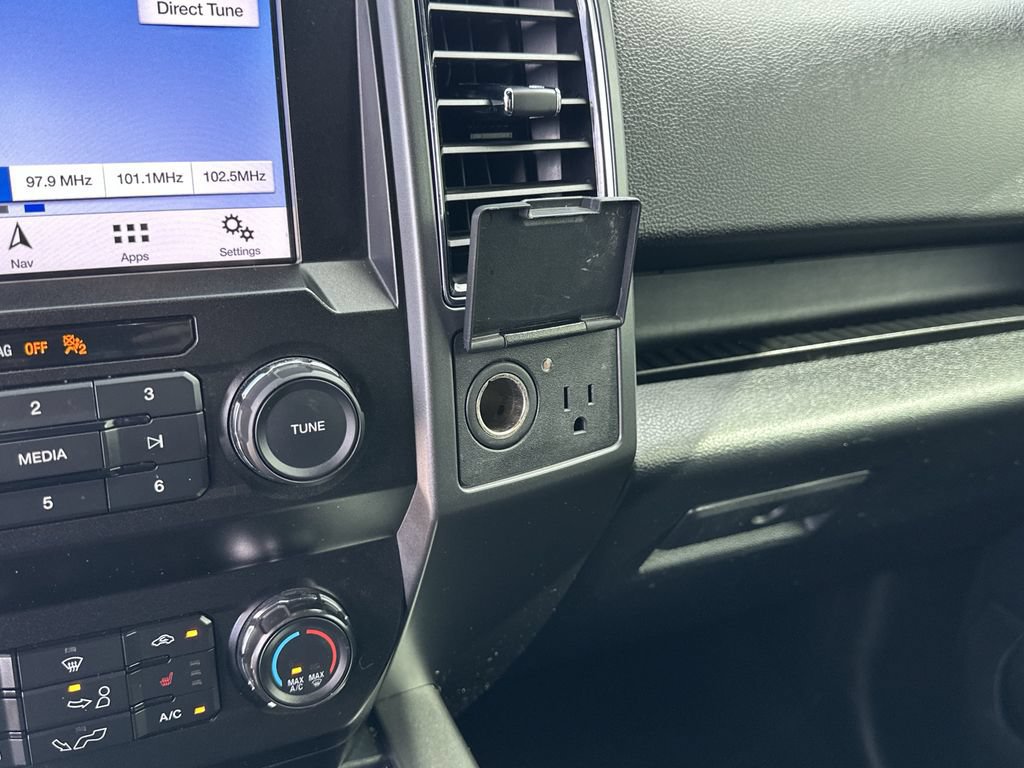 Used 2019 Ford F150 XLT w/ Equipment Group 302A Luxury AWD/4WD image 31