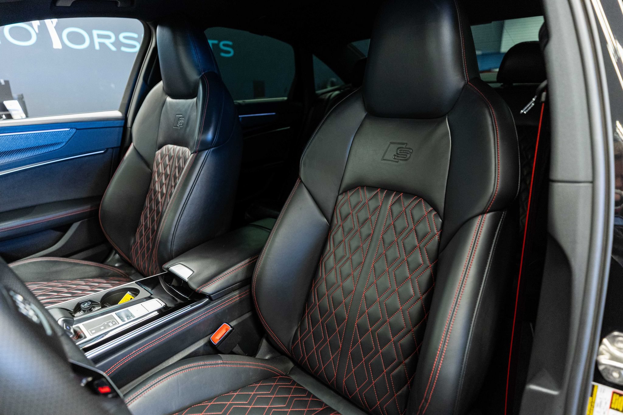 Used 2024 Audi S6 Prestige AWD/4WD image 11