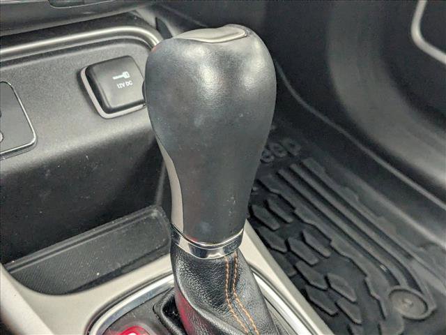 Used 2020 Jeep Compass Latitude w/ Premium Lighting Group image 8