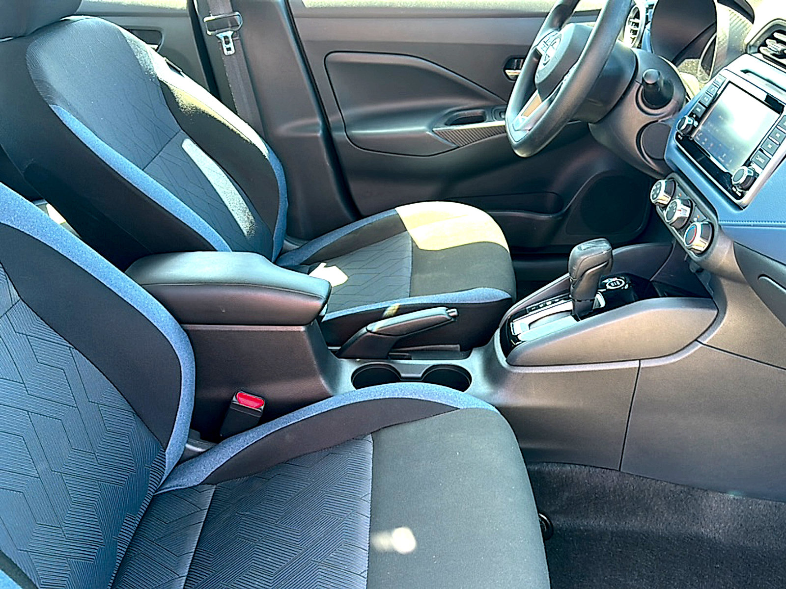 Certified 2025 Nissan Versa SV w/ Trunk Package FWD image 23