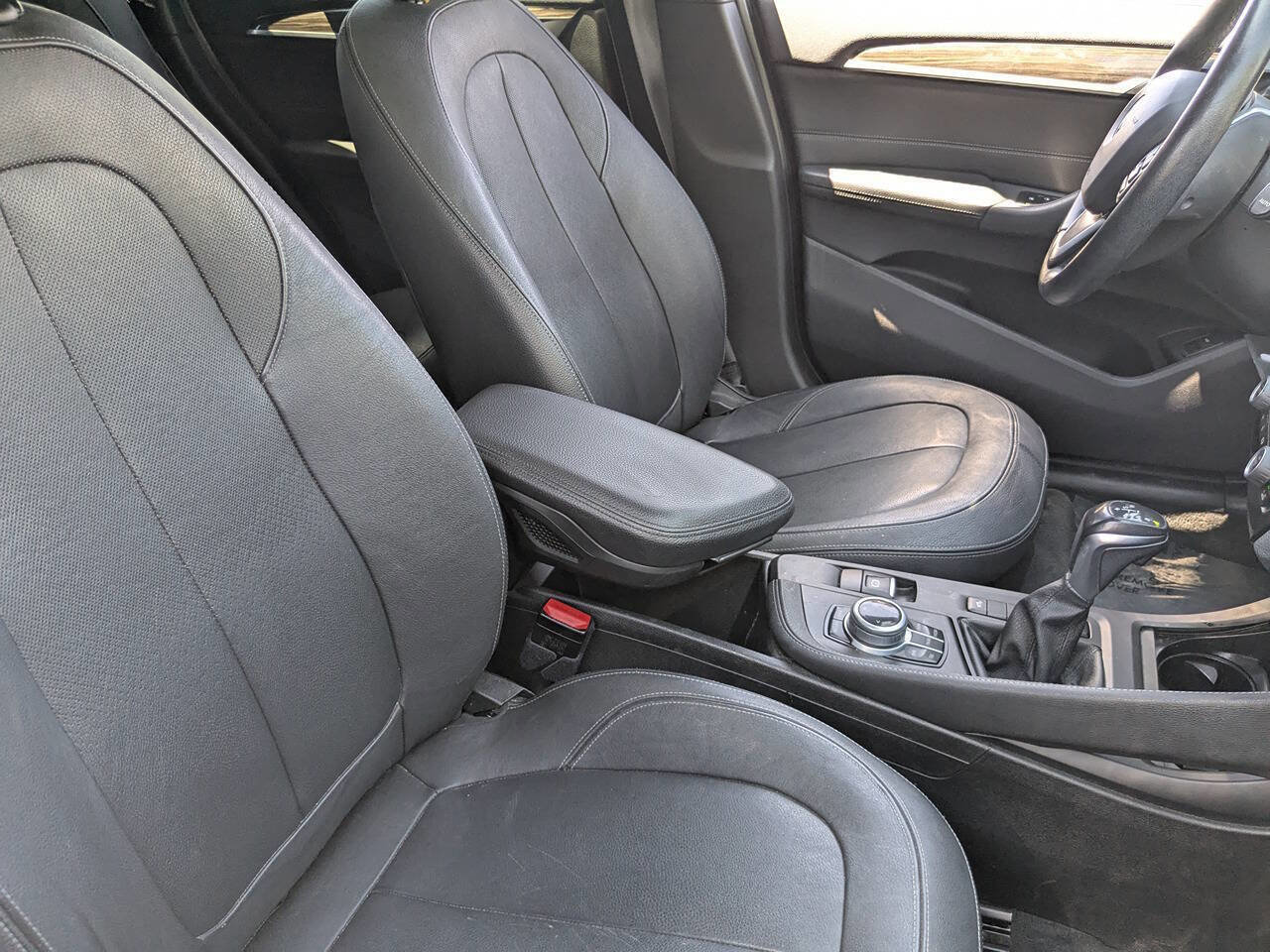 Used 2017 BMW X1 xDrive28i image 11