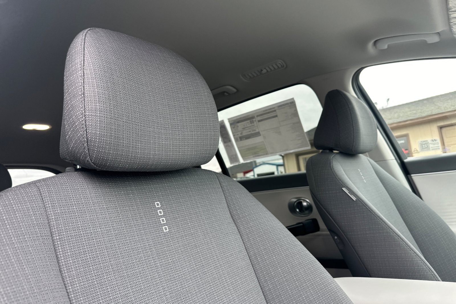 New 2026 Hyundai Ioniq 9 SE AWD/4WD image 18