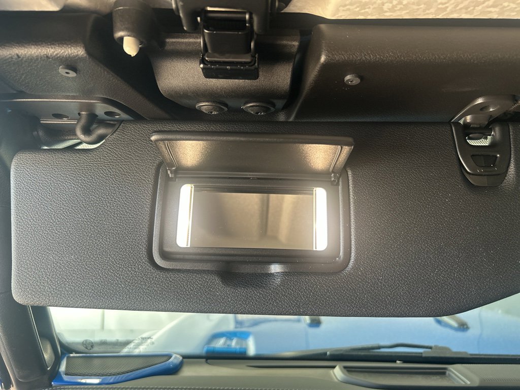 Used 2025 Jeep Gladiator Sport image 36