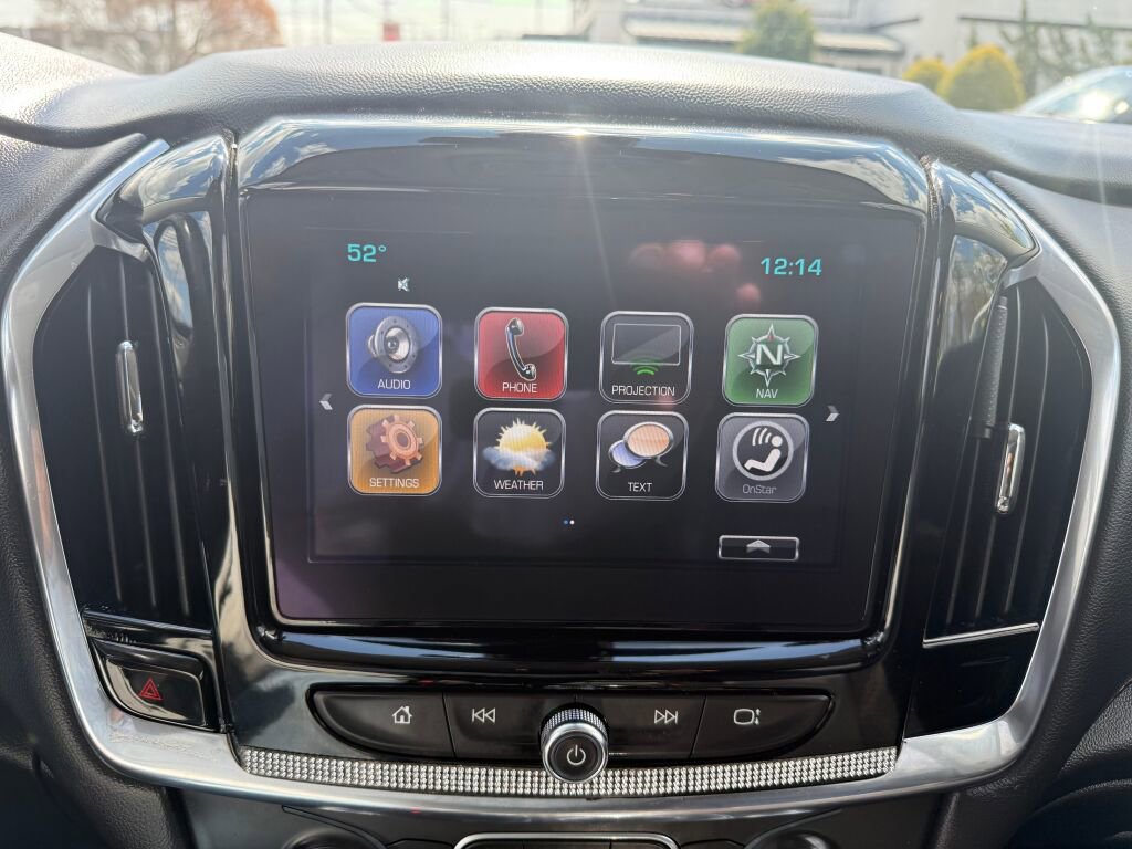 Used 2019 Chevrolet Traverse LT w/ LT Premium Package AWD/4WD image 17