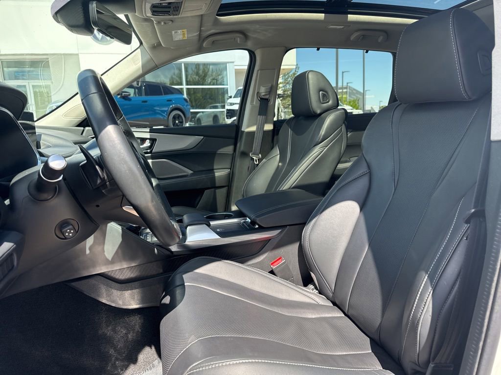 Used 2023 Acura MDX SH-AWD w/ Technology Package image 9