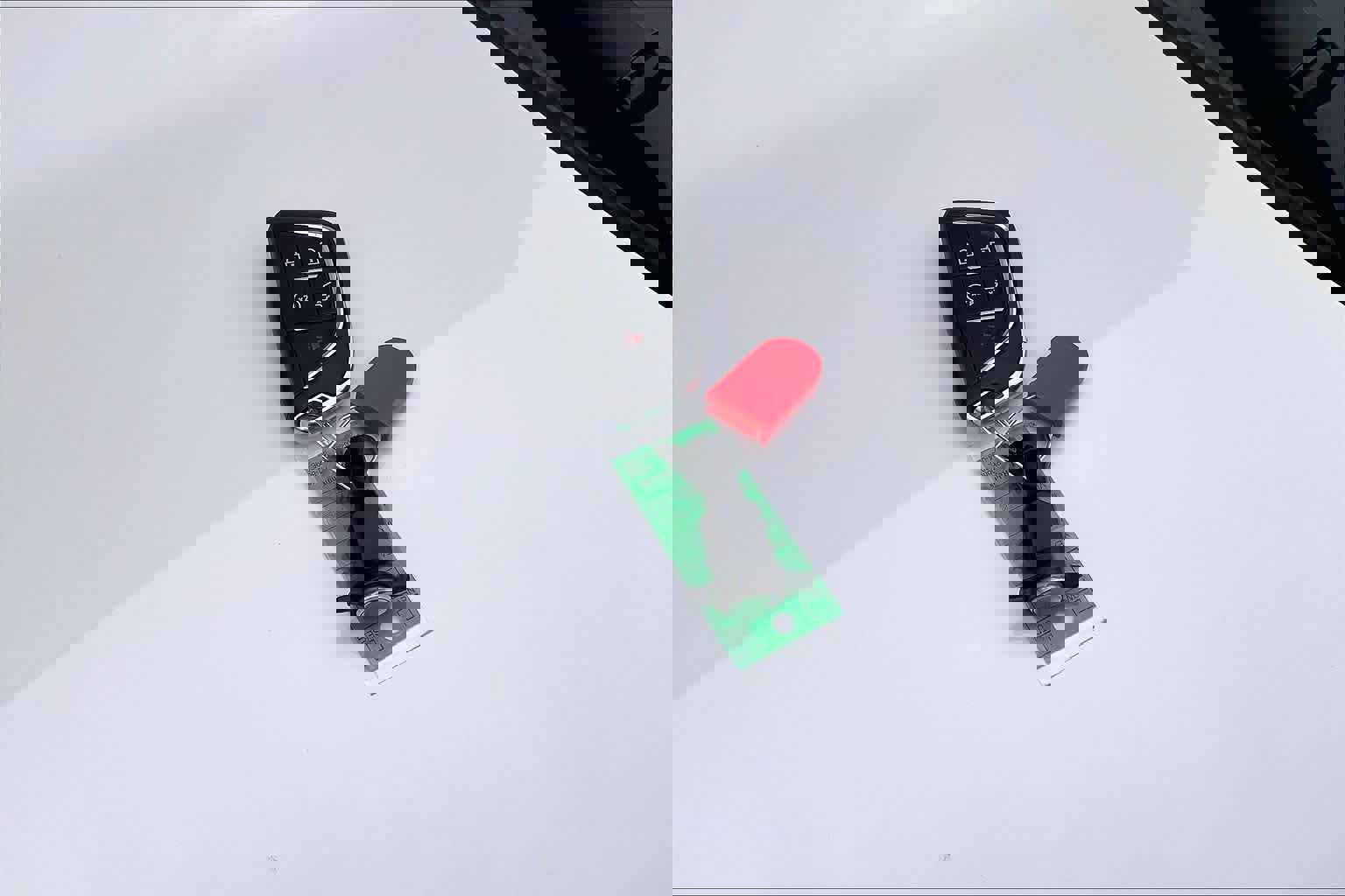 Used 2024 Cadillac XT4 Premium Luxury w/ Technology Package image 14