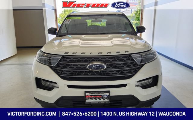 Used 2024 Ford Explorer XLT w/ Equipment Group 202A AWD/4WD image 5