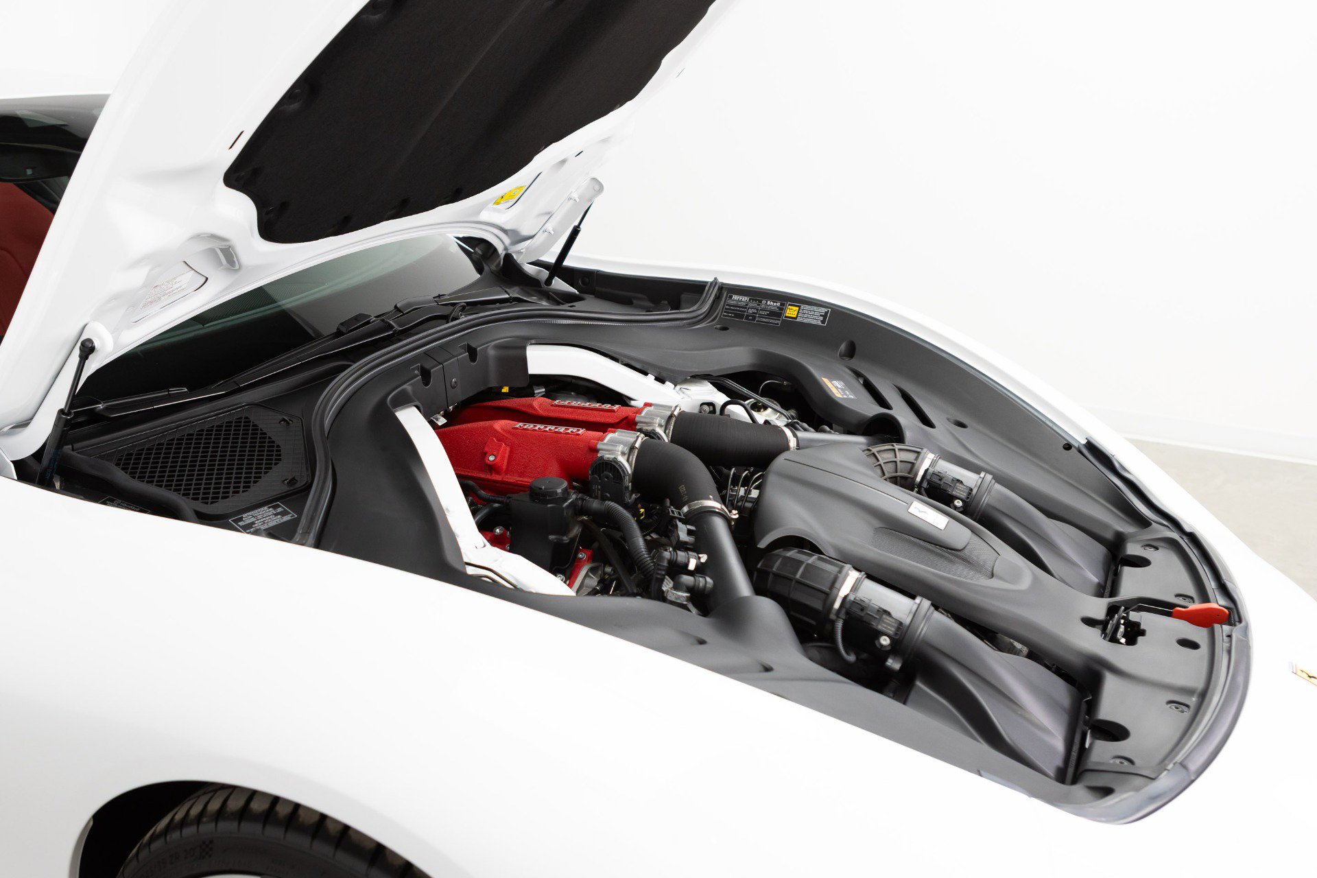 Certified 2024 Ferrari Roma image 95