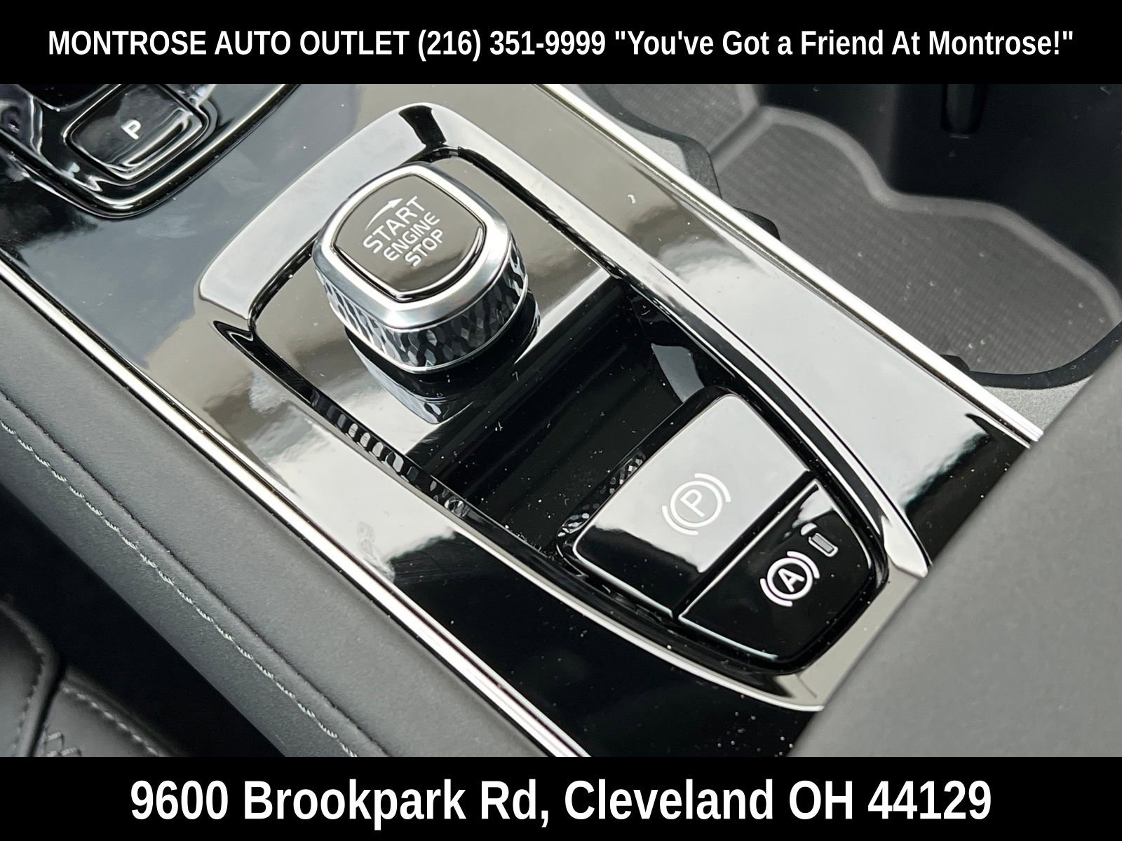 New 2026 Volvo XC90 B5 Core w/ Protection Package Premier image 27