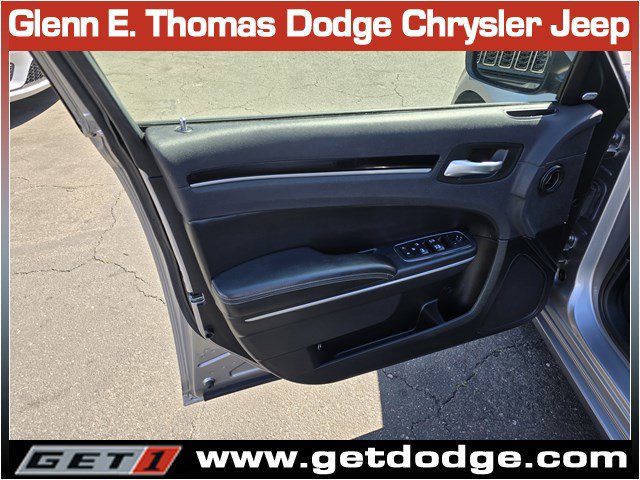 Certified 2018 Chrysler 300 S image 22