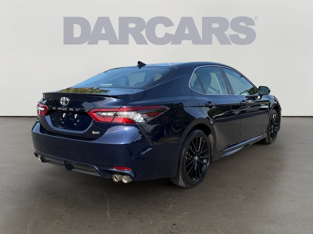 Used 2022 Toyota Camry XSE FWD image 5