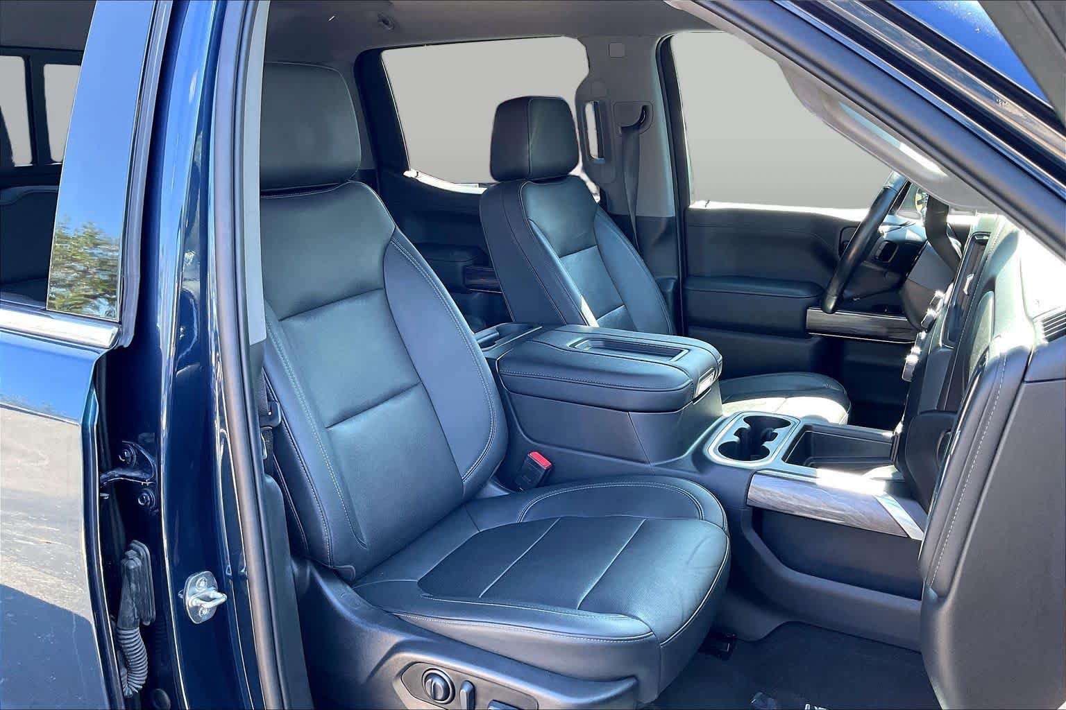 Used 2022 Chevrolet Silverado 1500 LTZ AWD/4WD image 8