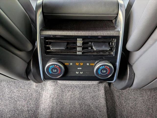 Used 2023 Land Rover Range Rover SE image 18