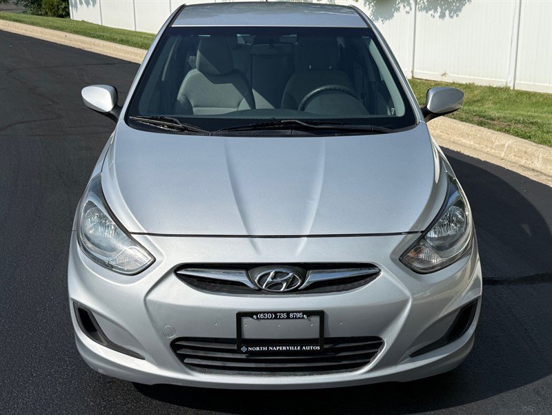 Used 2012 Hyundai Accent GLS FWD image 32