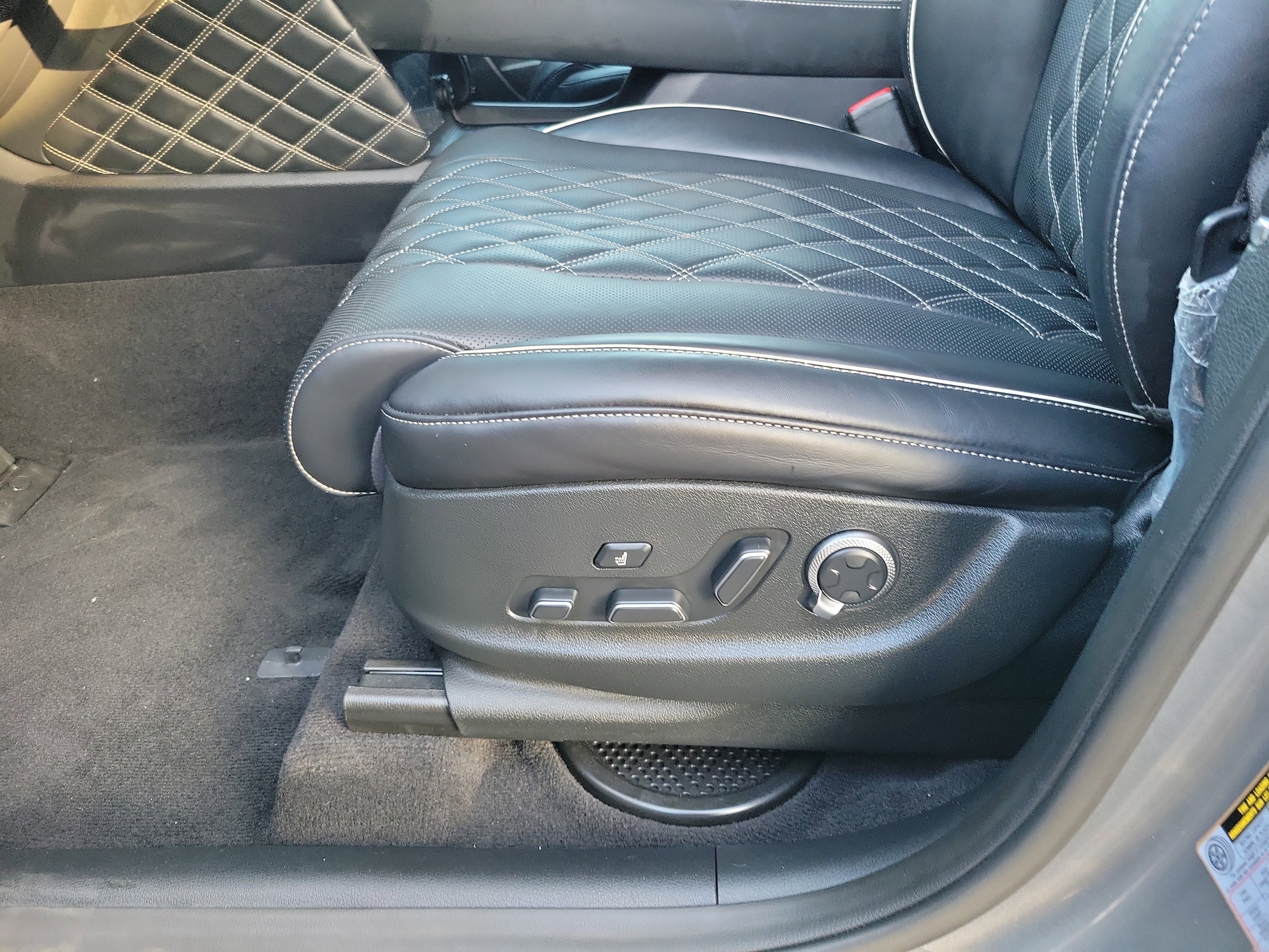 Used 2023 Genesis GV80 3.5T w/ Prestige Package image 16