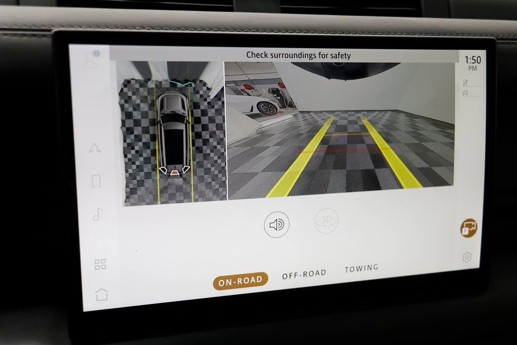 Used 2023 Land Rover Defender 130 X-Dynamic SE image 12