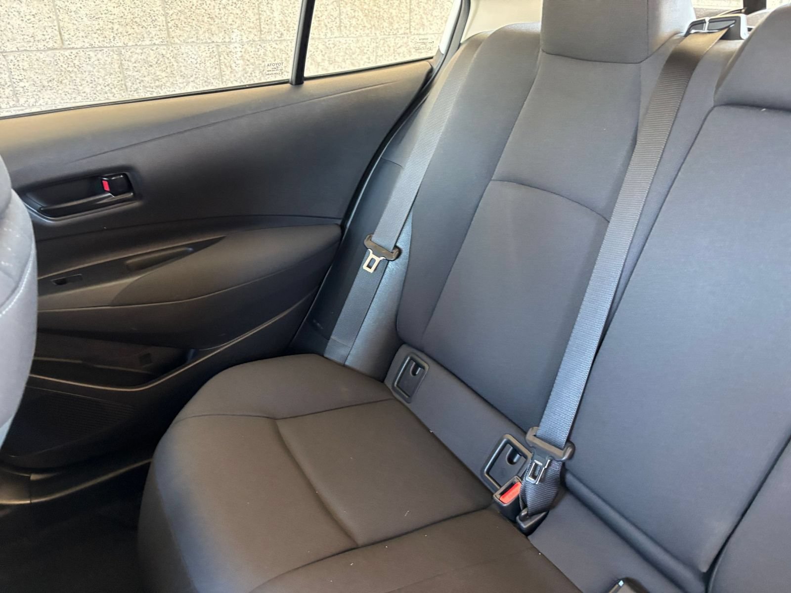 Used 2025 Toyota Corolla LE FWD image 38