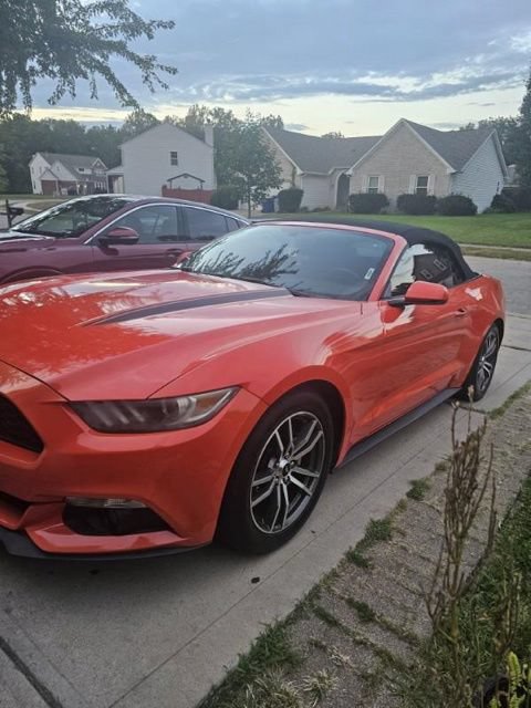 Used 2016 Ford Mustang Premium RWD image 2