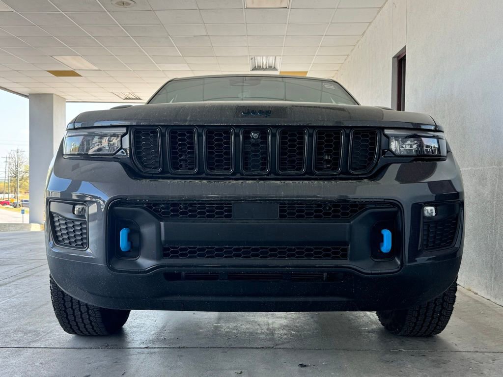 Certified 2022 Jeep Grand Cherokee Trailhawk image 4