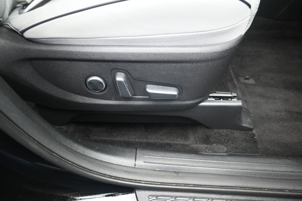Used 2025 Hyundai Palisade SEL FWD image 19