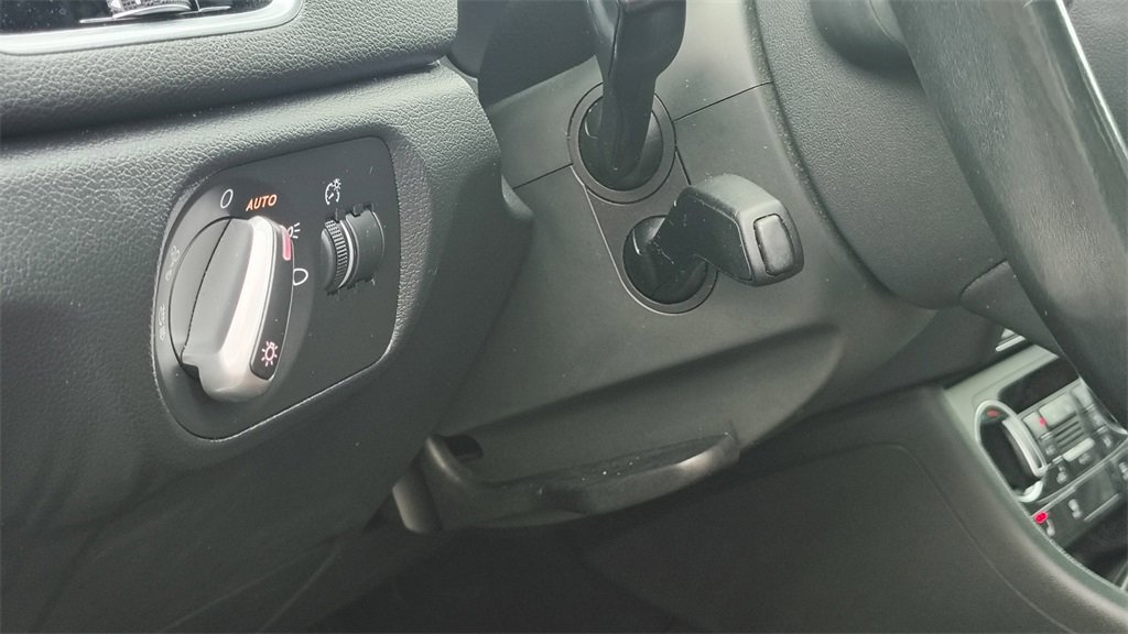 Used 2016 Audi Q3 2.0T Prestige w/ Prestige Package image 11