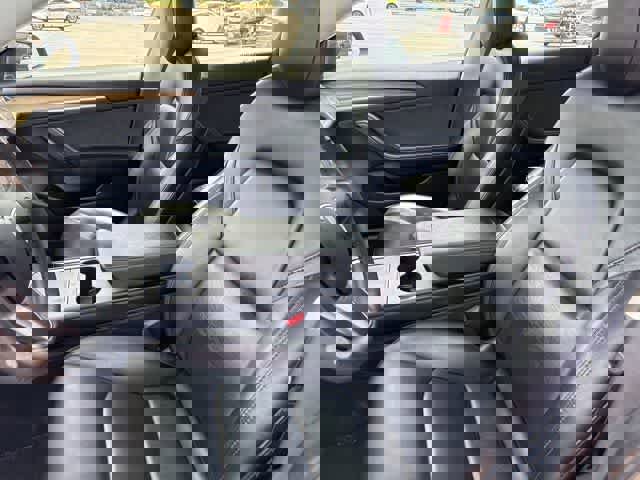 Used 2021 Tesla Model 3 Standard Range image 11