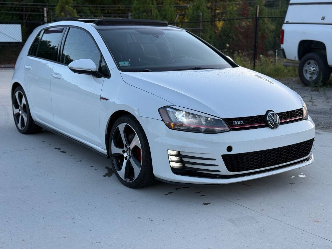 Used 2015 Volkswagen GTI SE w/ Lighting Package (SEL)
