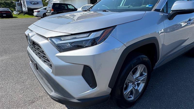 Used 2022 Toyota RAV4 XLE w/ Convenience Package AWD/4WD image 11
