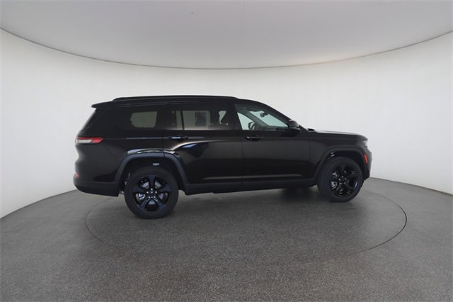 Used 2023 Jeep Grand Cherokee L Limited w/ Black Appearance Package image 22