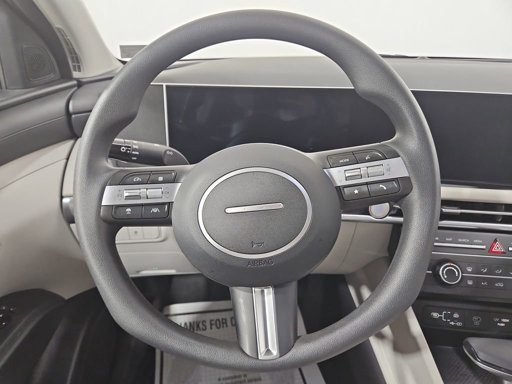 Certified 2025 Hyundai Tucson SE AWD/4WD image 15