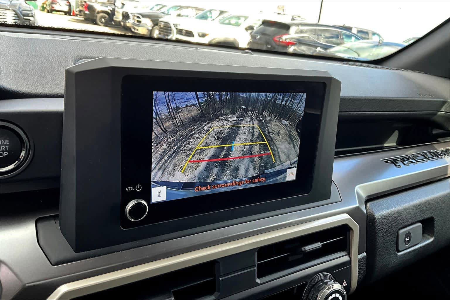 Certified 2025 Toyota Tacoma SR5 image 27