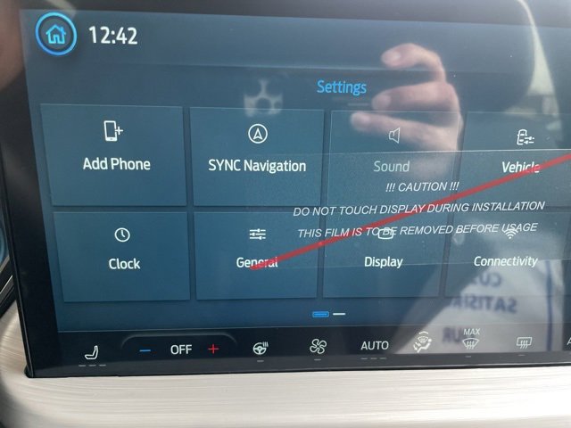 New 2026 Ford Escape SE w/ PHEV Premium Package image 4