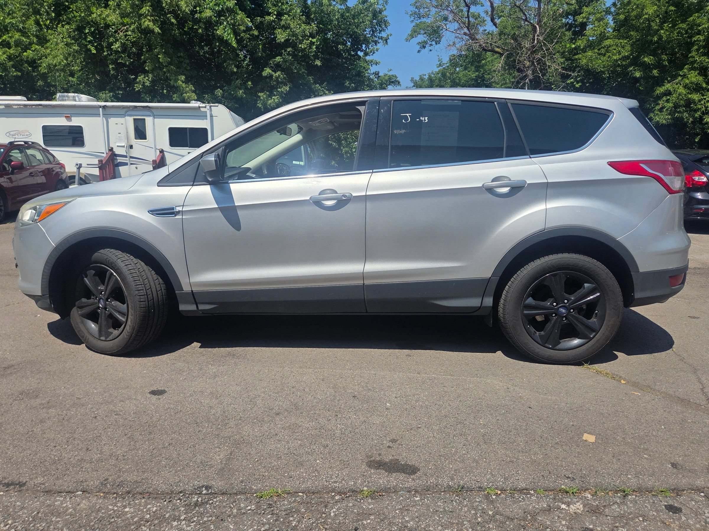 Used 2015 Ford Escape SE AWD/4WD image 2